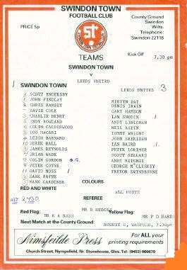 SWINDON TOWN v LEEDS UNITED Friendly 1985 Programme 