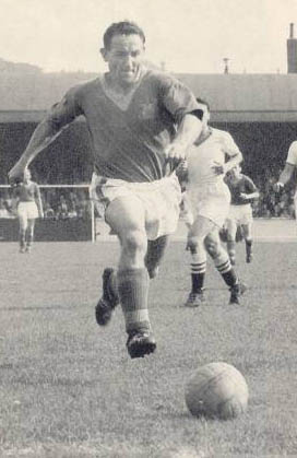 1 Scheda Singola Wilbur Cush N 13 CALCIATORI Leeds United Dickson K & Co 